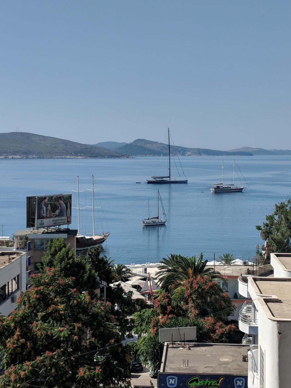 Seafront Apartment Саранда Экстерьер фото